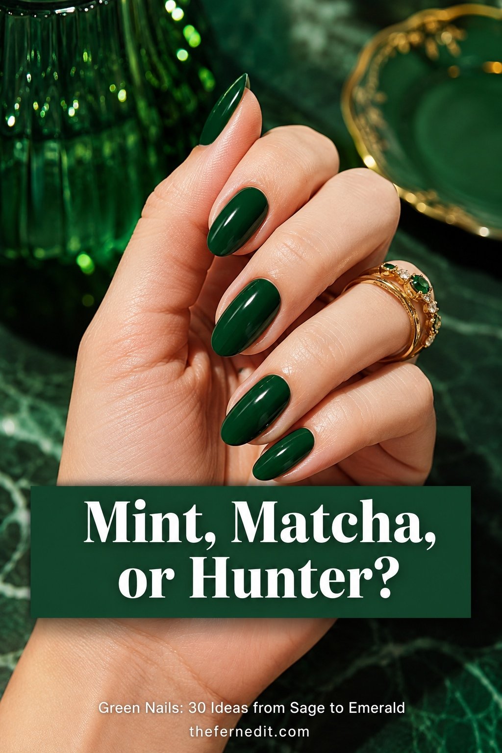 Green Nails: 30 Ideas from Sage to Emerald Green